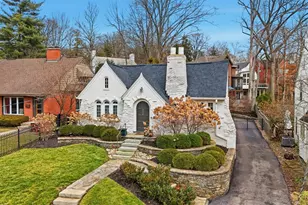 1134 Beverly Hill Dr, Cincinnati, OH 45208 - Photo 2