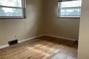 11955 Mill Rd, Springfield Township, OH 45240 - Photo 10