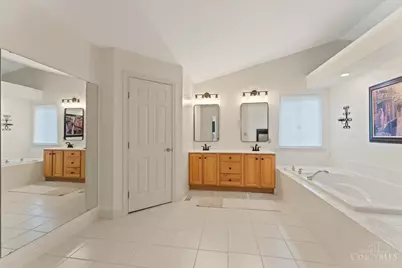 6675 Nicole Lane, Miami Township, OH 45140 - Photo 34