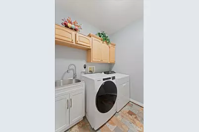 6675 Nicole Lane, Miami Township, OH 45140 - Photo 42