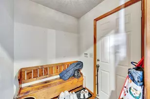 1683 Thall Dr, Hamilton, OH 45013 - Photo 16