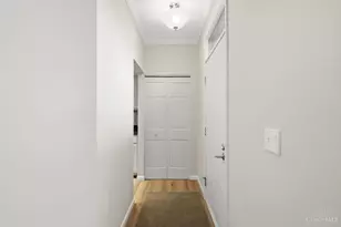 981 Paradrome St, Cincinnati, OH 45202 - Photo 4