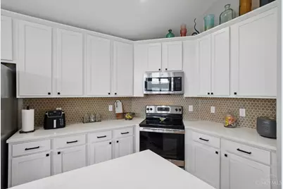 7533 Whitehall Circle W, West Chester, OH 45069 - Photo 16