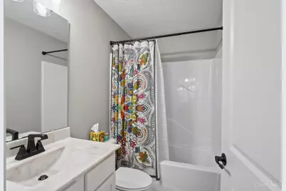 7533 Whitehall Circle W, West Chester, OH 45069 - Photo 34