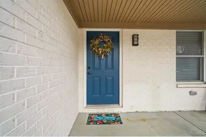 7533 Whitehall Circle W, West Chester, OH 45069 - Photo 4