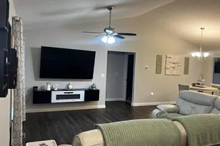 106 Haylee Dr, Mount Orab, OH 45154 - Photo 2