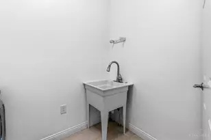 682 Hyacinth Rd, Union Township, OH 45245 - Photo 52