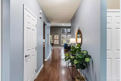 682 Hyacinth Road, Union Township, OH 45245 - Photo 4