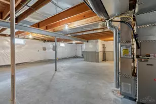 682 Hyacinth Rd, Union Township, OH 45245 - Photo 54