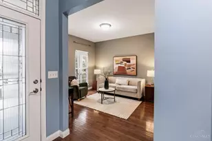 682 Hyacinth Rd, Union Township, OH 45245 - Photo 6