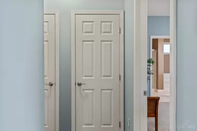 682 Hyacinth Road, Union Township, OH 45245 - Photo 38