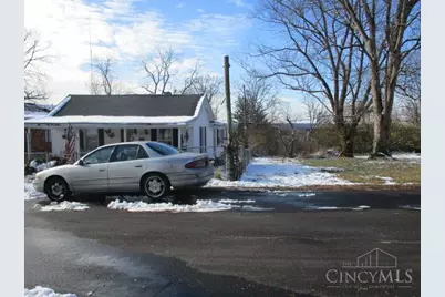 1823 Pater Avenue, Fairfield Township, OH 45015 - Photo 2