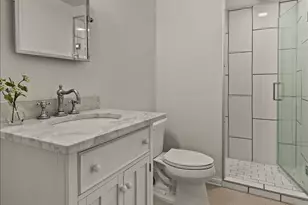 5704 Adelphi St, Cincinnati, OH 45227 - Photo 30