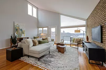 1040 Hatch Street, Cincinnati, OH 45202 - Photo 8