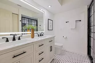 1040 Hatch St, Cincinnati, OH 45202 - Photo 24