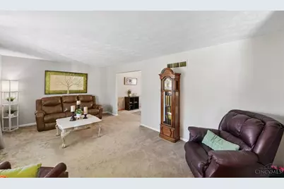 1052 Rainbow Trail, Miami Township, OH 45150 - Photo 4