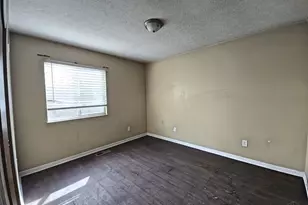 813 Allenwood Ct, Delhi Township, OH 45238 - Photo 4