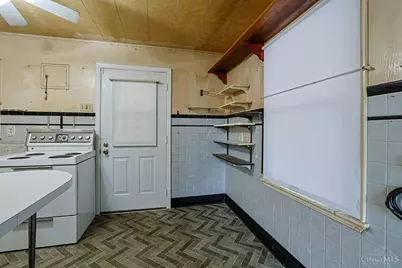 1158 St Clair Avenue, Hamilton, OH 45015 - Photo 12