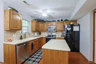 6745 Oakwood Ln, Huber Heights, OH 45424 - Photo 14