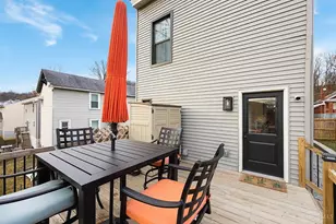 1949 Washburn St, Cincinnati, OH 45223 - Photo 24