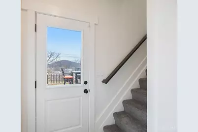 1949 Washburn Street, Cincinnati, OH 45223 - Photo 16