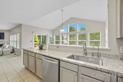 8422 Misty Shore Drive, West Chester, OH 45069 - Photo 18
