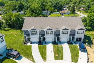 10312 Mae Ct, Colerain Township, OH 45251 - Photo 4