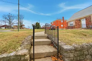 2937 Blue Rock Rd, Green Township, OH 45239 - Photo 4