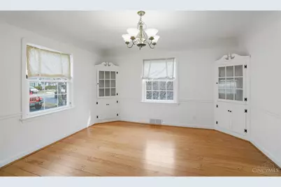 5635 Euclid Road, Columbia Township, OH 45236 - Photo 8