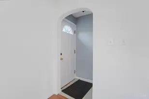 5635 Euclid Rd, Columbia Township, OH 45236 - Photo 4