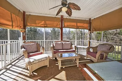 6299 Stoney Hollow Court, Hamilton Township, OH 45039 - Photo 32