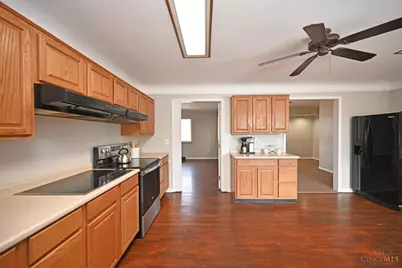 17 Shadycrest Lane, Loveland, OH 45140 - Photo 4