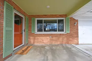 17 Shadycrest Ln, Loveland, OH 45140 - Photo 2