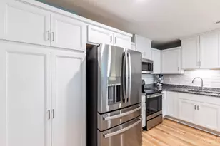 5880 Parkview Ln, Miami Township, OH 45150 - Photo 8