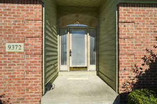 9372 Parkside Dr, Centerville, OH 45458 - Photo 4