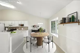 9372 Parkside Dr, Centerville, OH 45458 - Photo 6