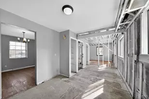 38 Handel Ln, Green Hills, OH 45218 - Photo 8