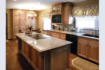 3957 St Rt 132, Batavia Township, OH 45103 - Photo 6