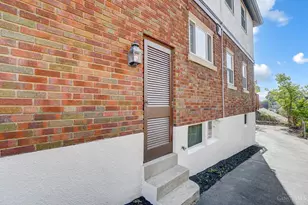 1346 Herlin Pl, Cincinnati, OH 45208 - Photo 60