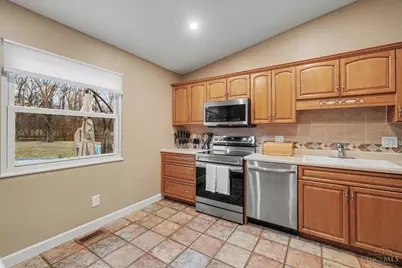 2017 Broadhurst Avenue, Springfield Township, OH 45240 - Photo 10