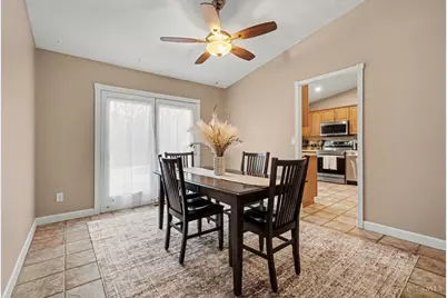 2017 Broadhurst Avenue, Springfield Township, OH 45240 - Photo 6