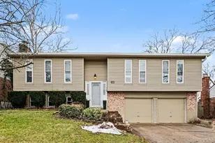 2017 Broadhurst Ave, Springfield Township, OH 45240 - Photo 2