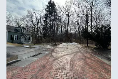 2860 Dirheim Avenue, Cincinnati, OH 45211 - Photo 34