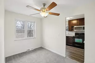 7122 Bluecrest Dr, Anderson Township, OH 45230 - Photo 8