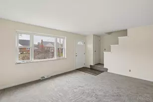 7122 Bluecrest Dr, Anderson Township, OH 45230 - Photo 4