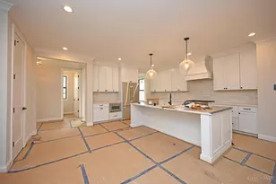 7412 Orchard St, Columbia Township, OH 45227 - Photo 6