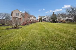 483 Vista Glen Dr, Springdale, OH 45246 - Photo 38