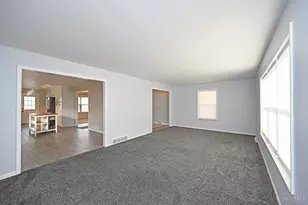 1939 Lady Ellen Dr, Cincinnati, OH 45230 - Photo 10