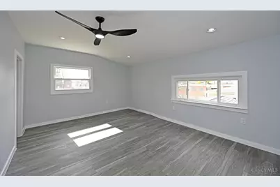 329 Walnut Street, Cincinnati, OH 45215 - Photo 42