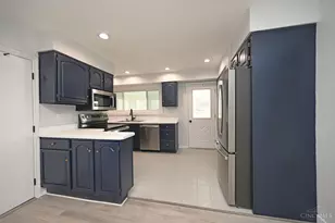 329 Walnut St, Cincinnati, OH 45215 - Photo 14